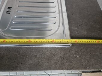 Nerezový drez s pracovnou doskou - 2