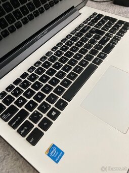 Notebook Asus model X553M - 2