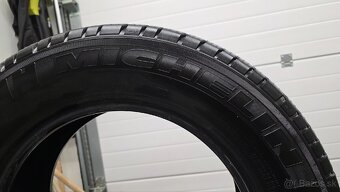 215/65 R16C Michelin Agilis - 2