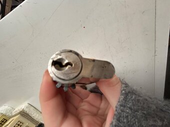 Bezpečnostný zámok - 2