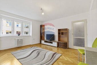 Na predaj 2 izb. byt v Bratislave - Ružinov, Prešovská ul., - 2