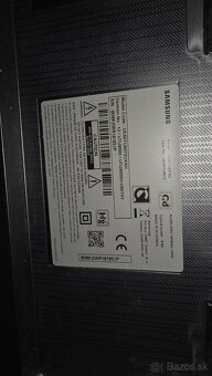 Samsung UE50TU8072U - 2