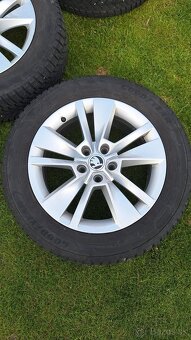Predám zimné komplety - elektróny Škoda + Goodyear pneu - 2
