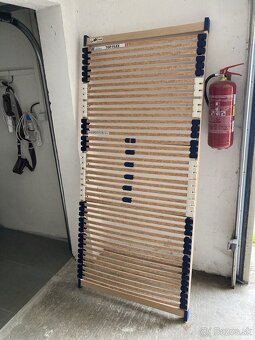 Predám tento kvalitny rošt nemeckej výroby rozmer 90x200 cm. - 2