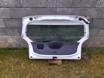 VW UP Lift zadna-predna KAPOTA - 2