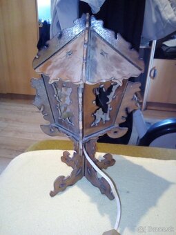 Stará drevená lampa - 2