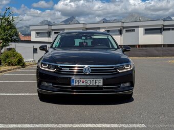 Volkswagen Passat Variant 2.0 TDI 140kW Highline 4MOTION DSG - 2
