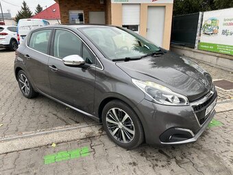 Peugeot 208 1.2 PureTech Allure Automat 48000km - 2