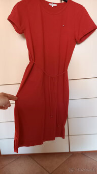 Teplákové šaty Tommy Hilfiger - 2
