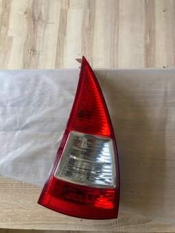 Predám zadné svetlo Citroën C3 - 2