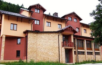 SUPER CENA  MLYNKY - HOTEL GERAVY 36 APARTMÁNOV - 5 PODLAŽÍ - 2
