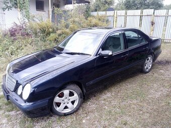 Mercedes E2,2cdi - 2