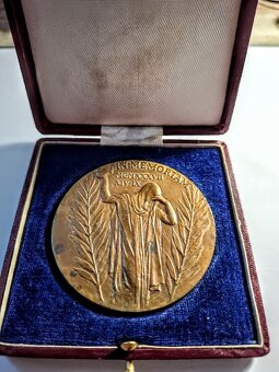 MEDAILA TGM.BRONZOVA UMRTNA 60MM.1937 - 2