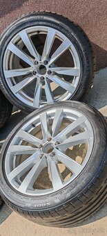 ALU Mercedes a letné 245/45 R19 - 2