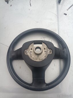 Predám 3 ramenný volant vw group - 2