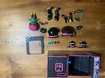 LOL surprise arcade heroes (boys) - 2