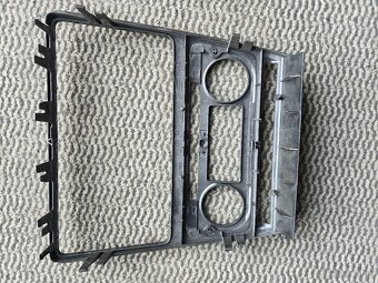 Ramik radia Škoda - 2