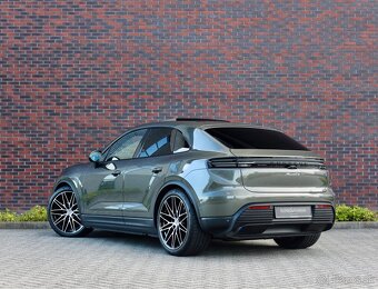 PORSCHE Macan Elektric 4, 408PS, AT, Nový model, 4x4 - 2