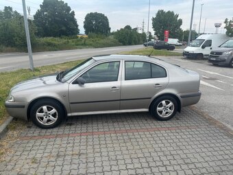 Predam Škodu Octavia 1 Grandtour - 2