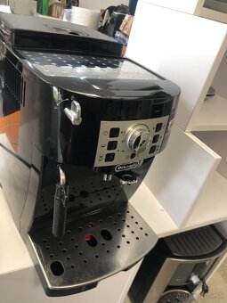 DELONGHI magnifica 22.110 + záruka 1 rok - 2