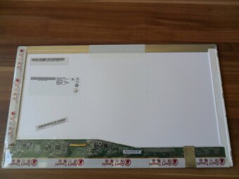 predám 15,6 LED LCD display (displej) , z notebooku Asus - 2