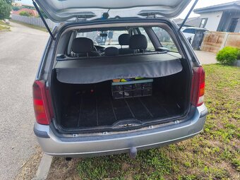 Ford Focus kombi Mk1 - 2