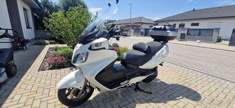 Suzuki burgman 650 - 2