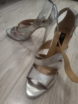 Strieborné sandále - 2