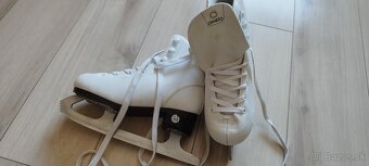 Predám dievčenské korčule 33 - 2