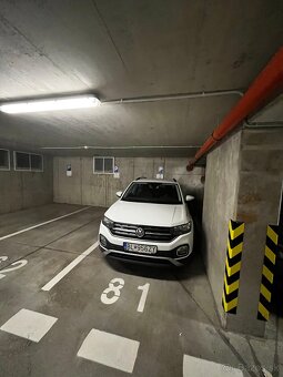 Garážové státie v Rači - 2