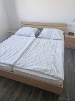 Manželská posteľ - 2