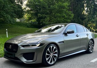 🚗Jaguar XE 2.0D I4 R-Dynamic HSE AT - 2