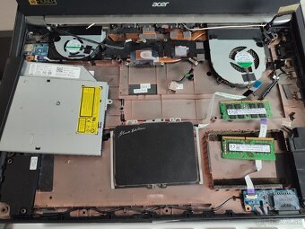 Acer aspire v17 nitro black edition II na časti - 2