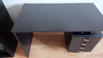 Predám kancelársky stôl - 2