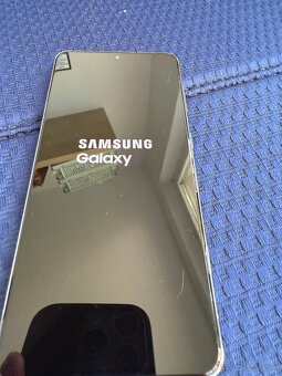 Predám Samsung Galaxy S21 5G 128GB - 2