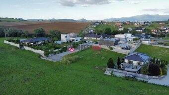 EXKLUZÍVNY STAVEBNÝ POZEMOK NA PREDAJ – HÔRKY, 5 MINÚT OD ŽI - 2