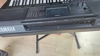 Yamaha psr sx 700 - 2