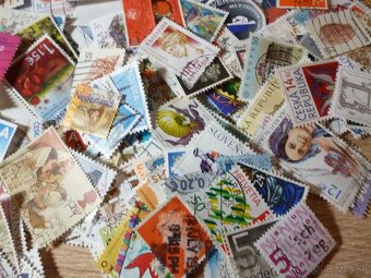 znamky mix 890ks - 2