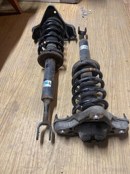 Audi a4 b6 tlmice a pruziny - 2