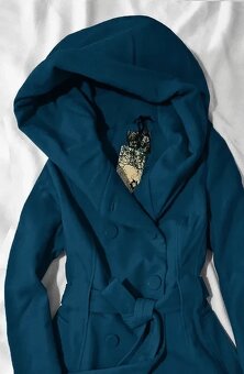 Dámsky kvalitný flaušový kabát Veľ. S - 2