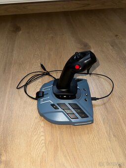 Thrustmaster TCA sidestick - 2
