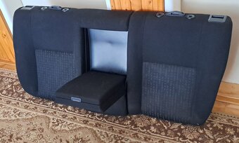 Volkswagen Golf 4 sedadlá - 2