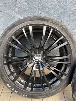 Kolesa OZ 225/45/ R18 - 2