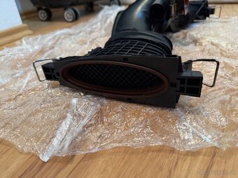 Mercedes prietokometer so snimacmi - 2