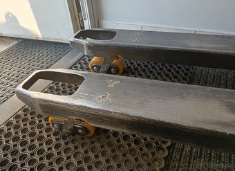 paletovy vozik s váhou - 2