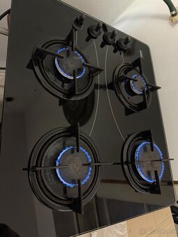 Plynová vstavaná varná doska - 2