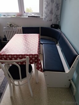 Jedálenský stôl - 2