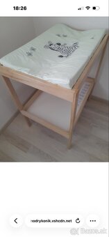 Ikea prebalovaci pult s príslušenstvom - 2