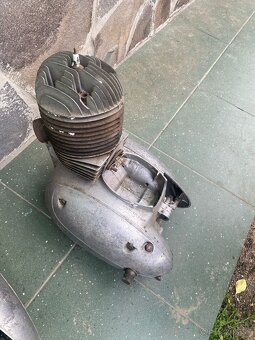 Motor Jawa 250 353 - 2