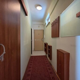 1i, OV, 35m2, Juh, Rastislavova, tehla, čiastočne zariadený - 2